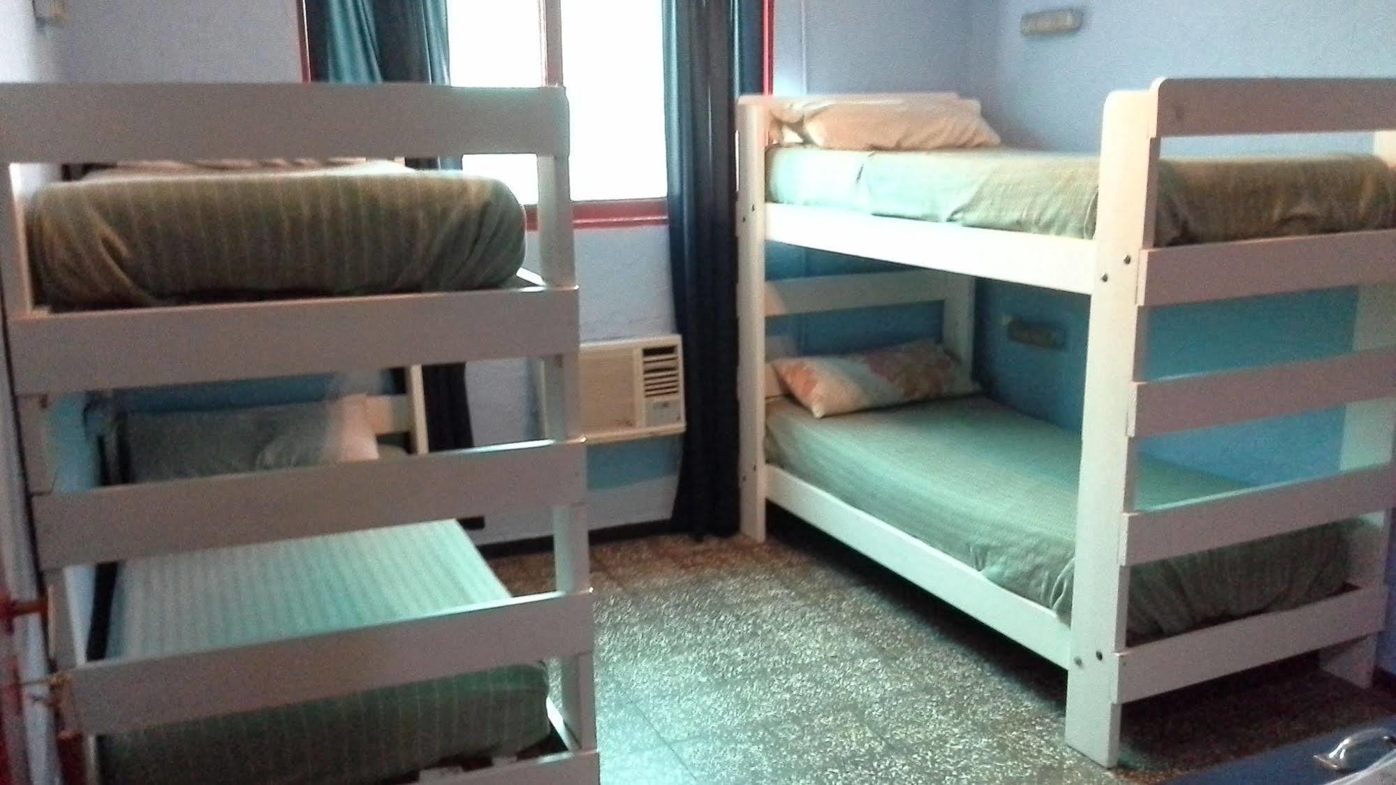 Hostel Internacional Mendoza Luaran gambar