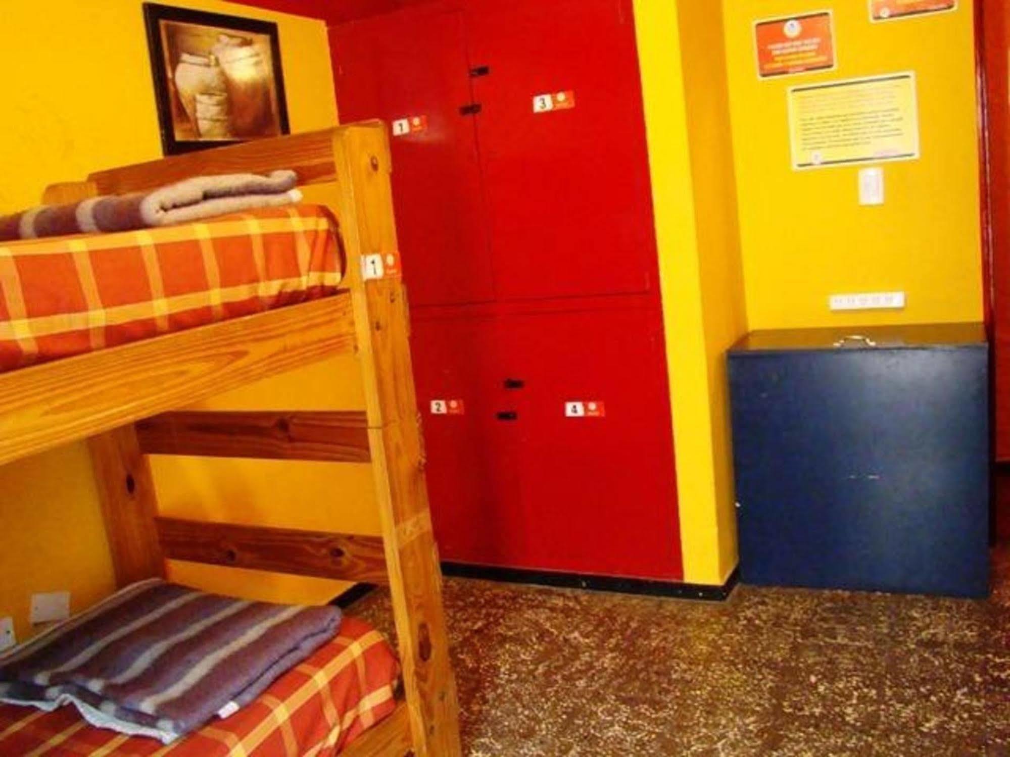 Hostel Internacional Mendoza Luaran gambar