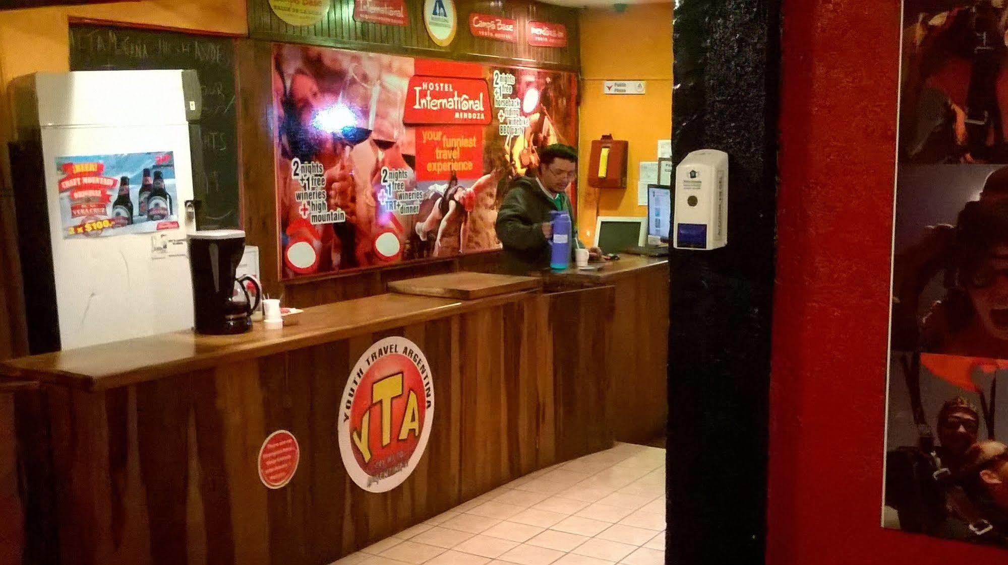 Hostel Internacional Mendoza Luaran gambar